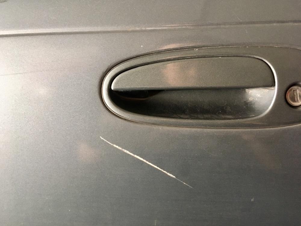 How to Get Rid of Scratches On Car Surfaces